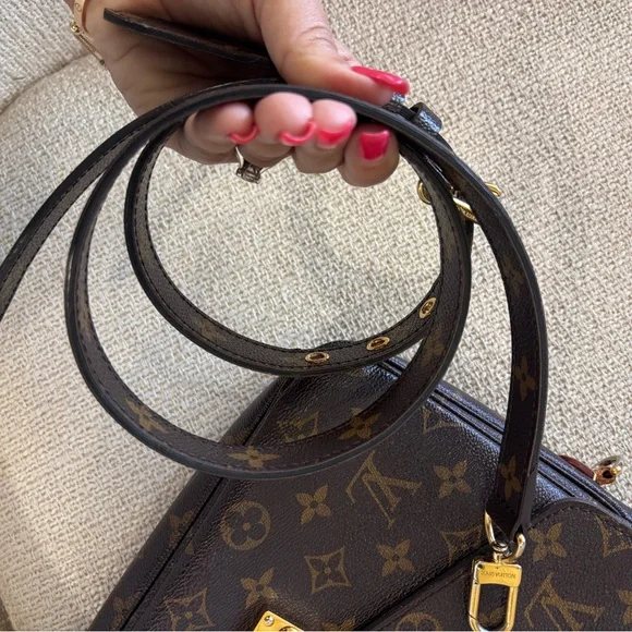 Authentic Louis Vuitton Métis monogram crossbody bag - Picture 4 of 13